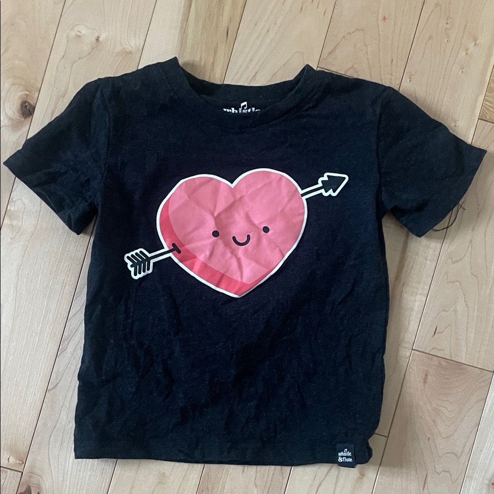 🍀Sale 4/$20 Whistle & Flute valentines shirt, sz 3/4